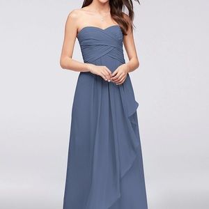 NWT David’s Bridal size 4 bridesmaid’s dress 👗